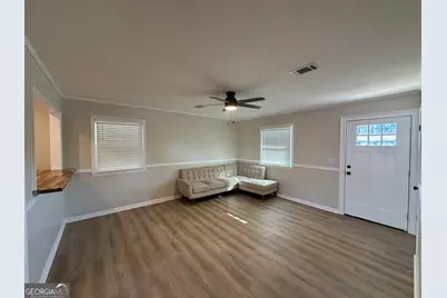 136 S Third Avenue, McRae-Helena, GA 31055 - Photo 11