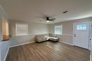 136 S Third Ave, McRae-Helena, GA 31055 - Photo 11