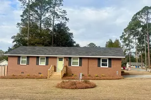 136 S Third Ave, McRae-Helena, GA 31055 - Photo 1