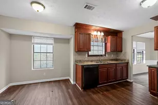 1039 Nimblewood Way, Stone Mountain, GA 30088 - Photo 11