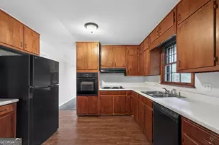 4058 Chemawa Dr, Stone Mountain, GA 30083 - Photo 17