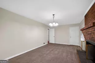 4058 Chemawa Dr, Stone Mountain, GA 30083 - Photo 11