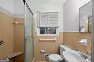 4058 Chemawa Dr, Stone Mountain, GA 30083 - Photo 27