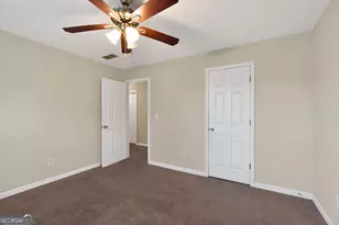 6463 Castle Ct Way, Lithonia, GA 30058 - Photo 21