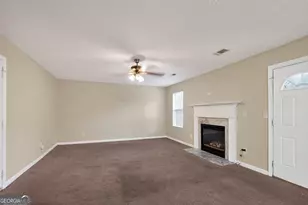 6463 Castle Ct Way, Lithonia, GA 30058 - Photo 11