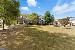 2818 Village Trc, East Point, GA 30344 - Photo 3