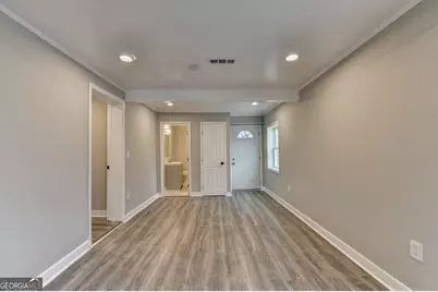 574 Glendale Road, Scottdale, GA 30079 - Photo 29