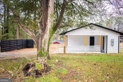 2749 Old Farm Road, South Fulton, GA 30349 - Photo 5