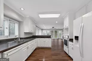 6251 Southland Forest Dr, Stone Mountain, GA 30087 - Photo 15