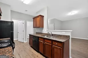 6373 Shadow Square, Lithonia, GA 30058 - Photo 7