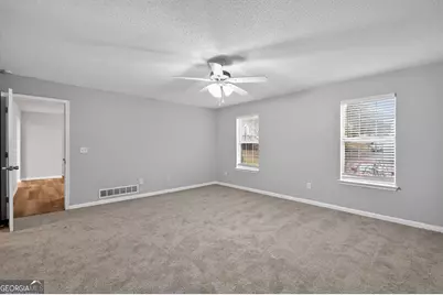 4911 Hairston Place, Stone Mountain, GA 30088 - Photo 11