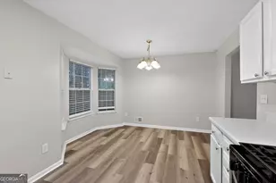 4911 Hairston Pl, Stone Mountain, GA 30088 - Photo 7