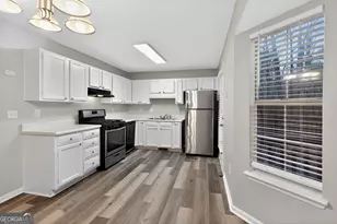 4911 Hairston Pl, Stone Mountain, GA 30088 - Photo 5