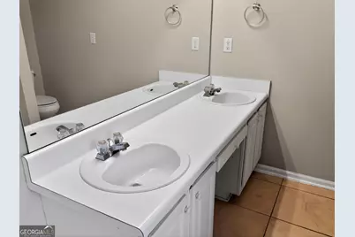 2396 Hillvale Circle, Lithonia, GA 30058 - Photo 25