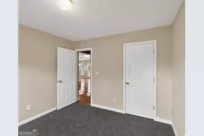 2396 Hillvale Circle, Lithonia, GA 30058 - Photo 19