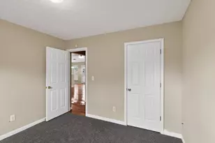 2396 Hillvale Cir, Lithonia, GA 30058 - Photo 19