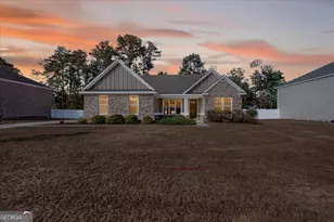 811 Walthour Dr, Rincon, GA 31326 - Photo 1