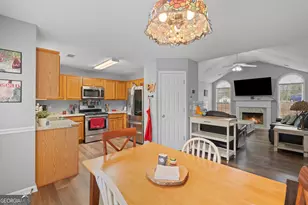 340 Harris Ave, Locust Grove, GA 30248 - Photo 13