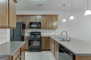 1043 Nightfall Ct NW, Suwanee, GA 30024 - Photo 9