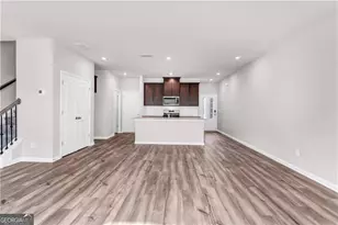 1575 Villageside Ct, Lawrenceville, GA 30043 - Photo 5