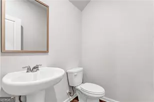 1575 Villageside Ct, Lawrenceville, GA 30043 - Photo 9