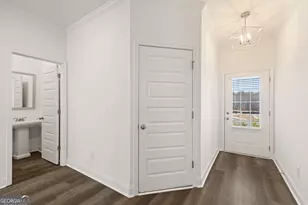 5605 Overview Dr, Flowery Branch, GA 30542 - Photo 3