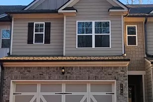 5619 Chickory Dr, Flowery Branch, GA 30542 - Photo 3