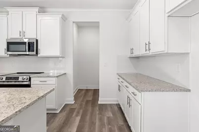 5619 Chickory Drive, Flowery Branch, GA 30542 - Photo 7