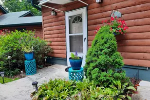 215 Stonehedge Dr, Clarkesville, GA 30523 - Photo 11