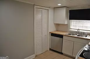 1384 Womack Ave, East Point, GA 30344 - Photo 11