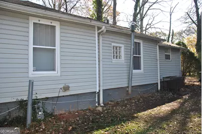 1384 Womack Avenue, East Point, GA 30344 - Photo 23