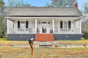 23 Cedar St, Grantville, GA 30220 - Photo 1