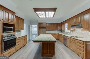 240 Bowers St, Royston, GA 30662 - Photo 15