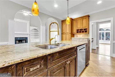 8155 Saint Marlo Country Club Parkway, Duluth, GA 30097 - Photo 19