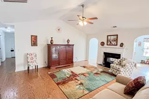 817 Lorraine Ln, Stockbridge, GA 30281 - Photo 13