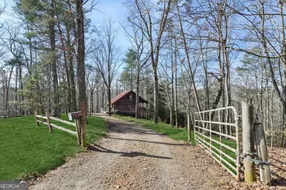 714 Deer Woods Trail, Cleveland, GA 30528 - Photo 3