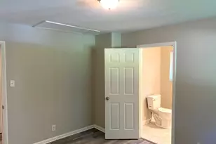 2764 Riggs Dr, East Point, GA 30344 - Photo 19