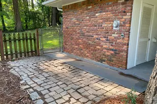 2764 Riggs Dr, East Point, GA 30344 - Photo 37