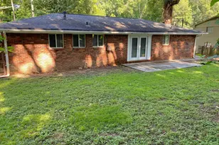 2764 Riggs Dr, East Point, GA 30344 - Photo 33