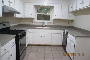 908 Kings Rd, Hinesville, GA 31313 - Photo 5