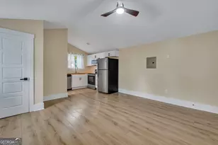 402 E 57th St, Savannah, GA 31405 - Photo 45