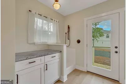 402 E 57th Street, Savannah, GA 31405 - Photo 35