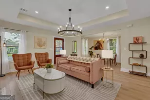 402 E 57th St, Savannah, GA 31405 - Photo 7