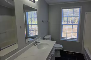 203 River Oak Dr, Bloomingdale, GA 31302 - Photo 15