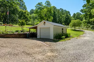 724 Fish Cove Rd, Blairsville, GA 30512 - Photo 17
