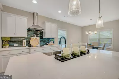 209 Maddington Court, Senoia, GA 30276 - Photo 7