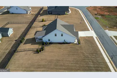 209 Maddington Court, Senoia, GA 30276 - Photo 71