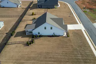 209 Maddington Ct, Senoia, GA 30276 - Photo 71