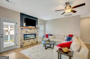 209 Maddington Ct, Senoia, GA 30276 - Photo 9