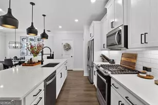 2995 Edgemont Ln, Marietta, GA 30008 - Photo 5